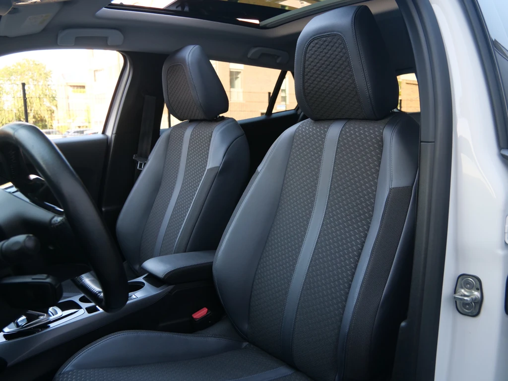 Peugeot e-2008 – foto 12