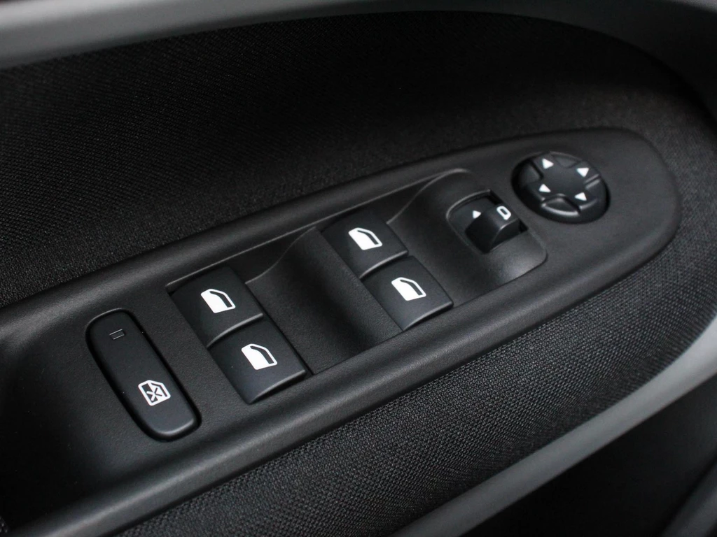 Jeep Avenger – foto 15