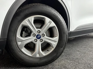 Ford Kuga – thumbnail 33