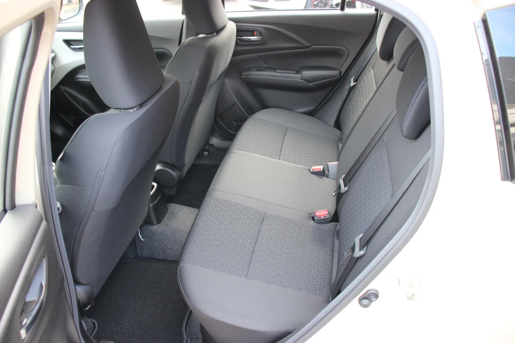 Suzuki Swift – foto 12