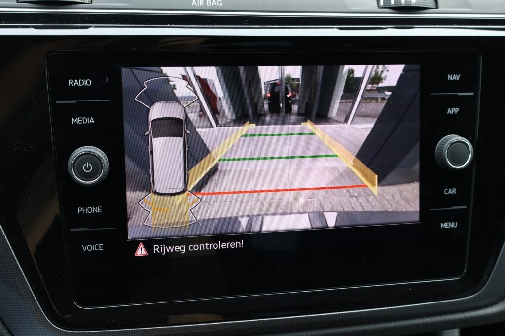 Volkswagen Touran – foto 19