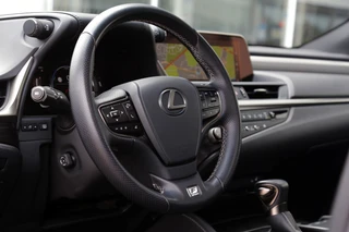 Lexus ES – thumbnail 40