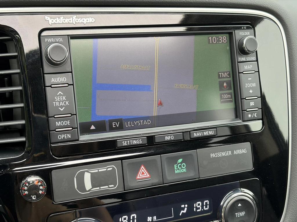 Mitsubishi Outlander – foto 14