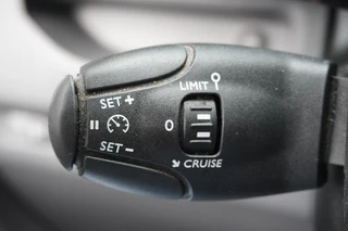 Opel Vivaro – thumbnail 18