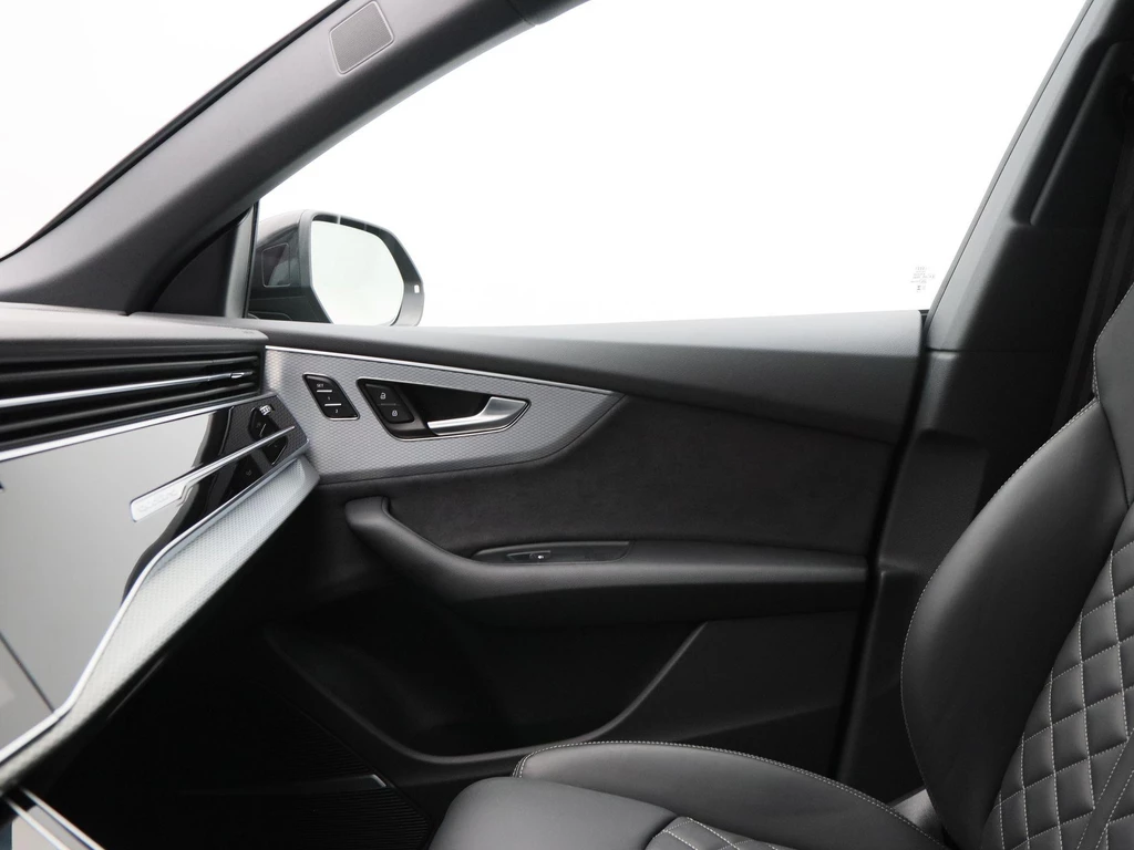 Audi Q8 – foto 44