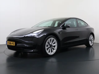 Tesla Model 3 – thumbnail 2
