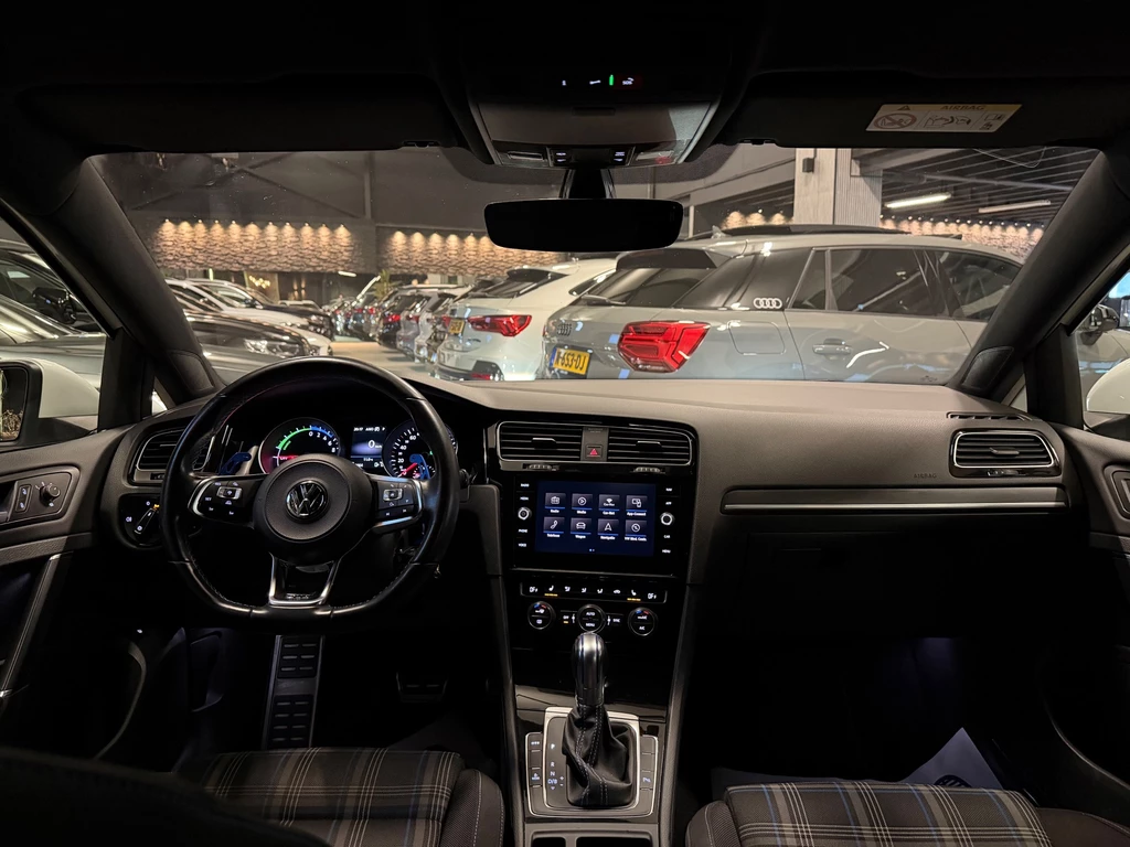 Volkswagen Golf – foto 9