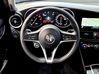 Alfa Romeo Giulia – thumbnail 41