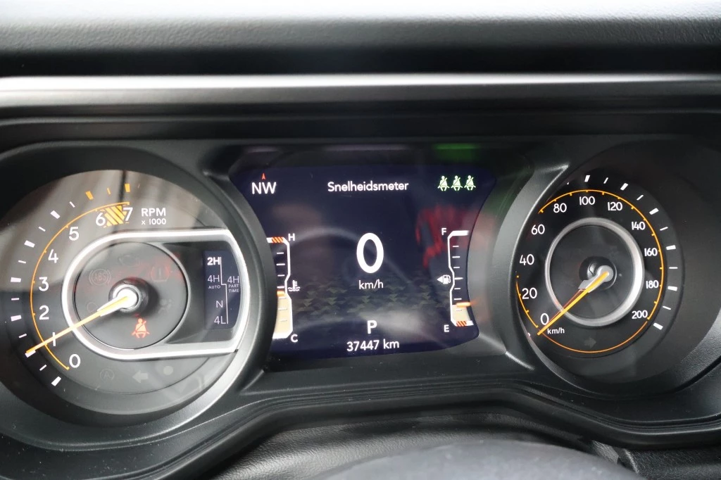 Jeep Wrangler – foto 34