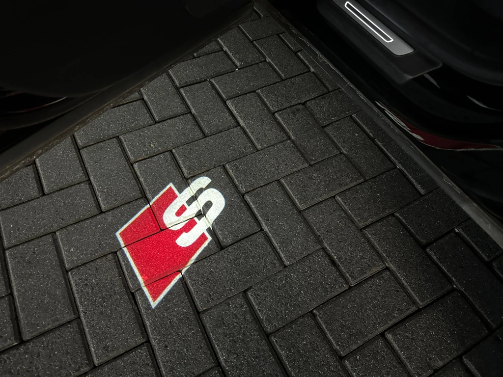 Audi Q8 – foto 32