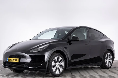 Tesla Model Y RWD | PANORAMADAK | LEDER | CAMERA