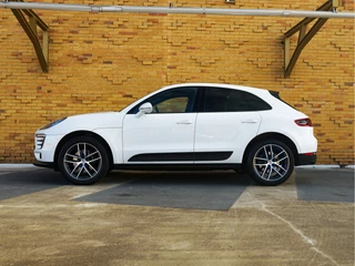Porsche Macan – thumbnail 1