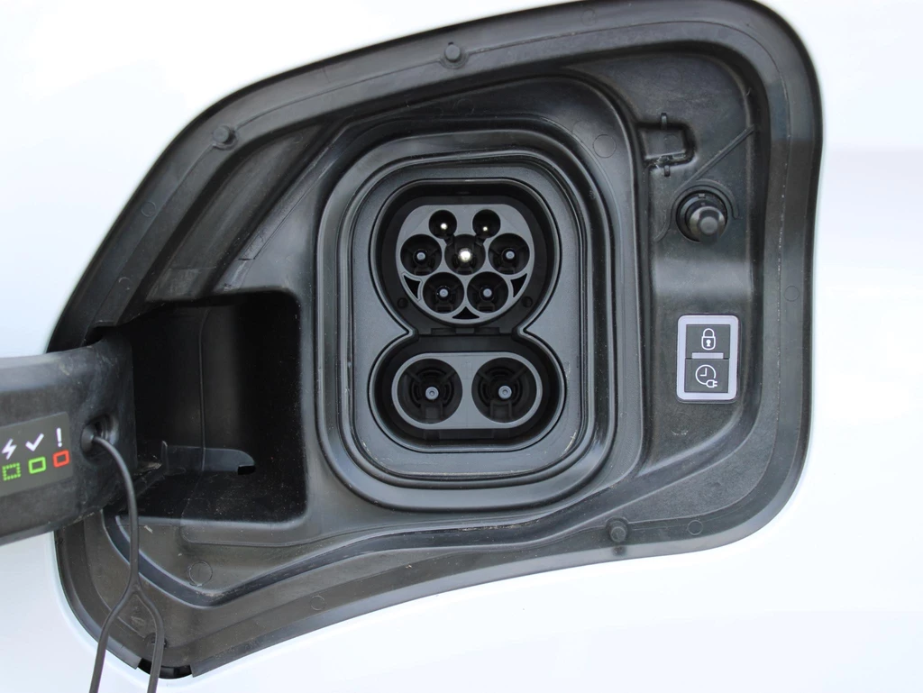 Opel Vivaro-e – foto 13