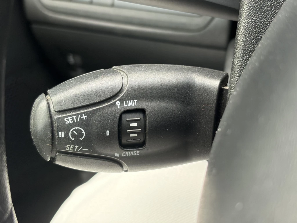 Peugeot 208 – foto 18