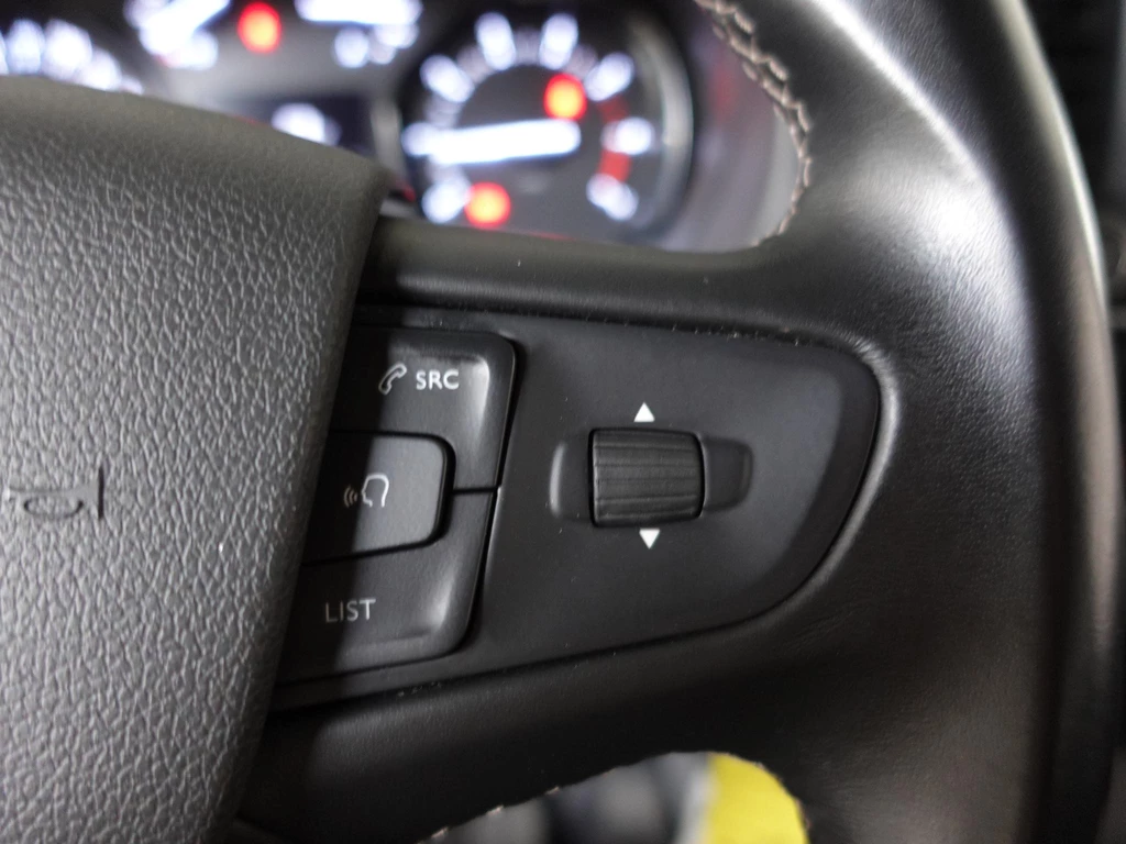 Opel Vivaro – foto 18