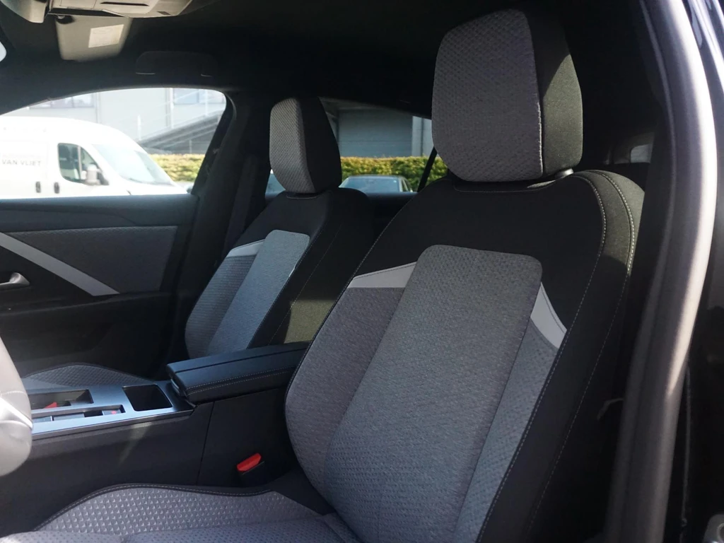 Opel Astra – foto 9