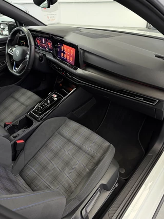 Volkswagen Golf – thumbnail 32