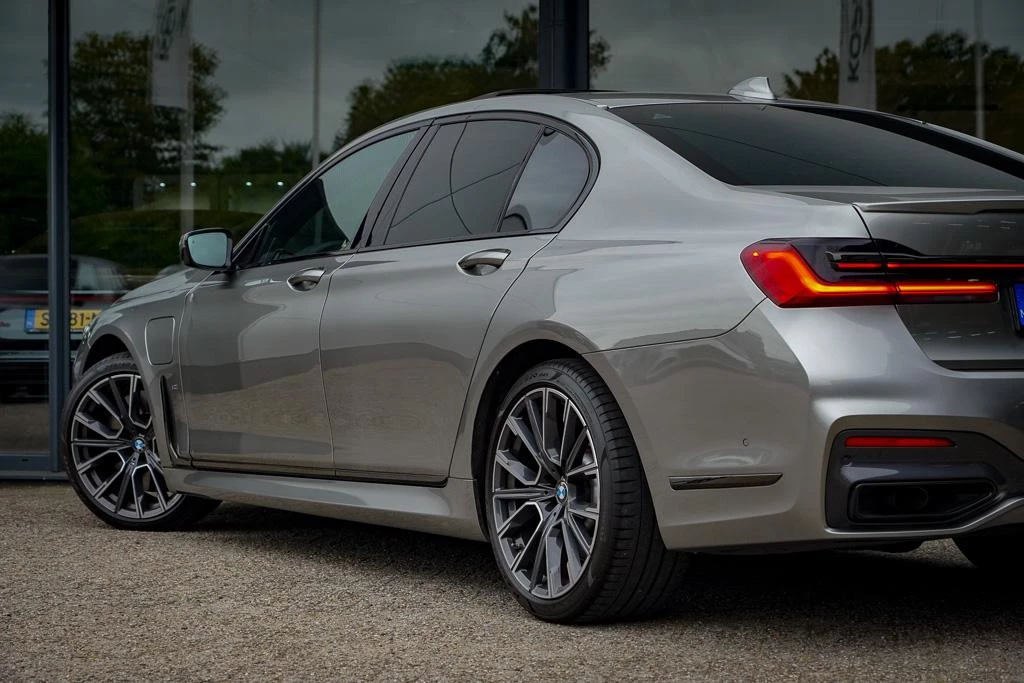 BMW 7 Serie – foto 4