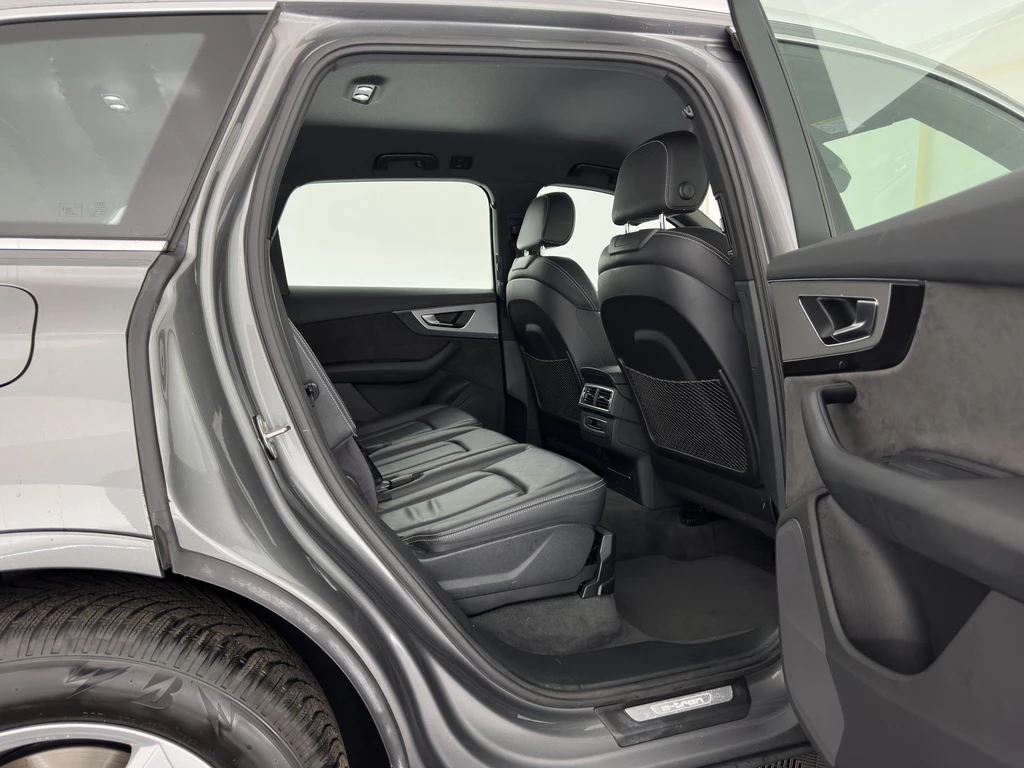 Audi Q7 – foto 12