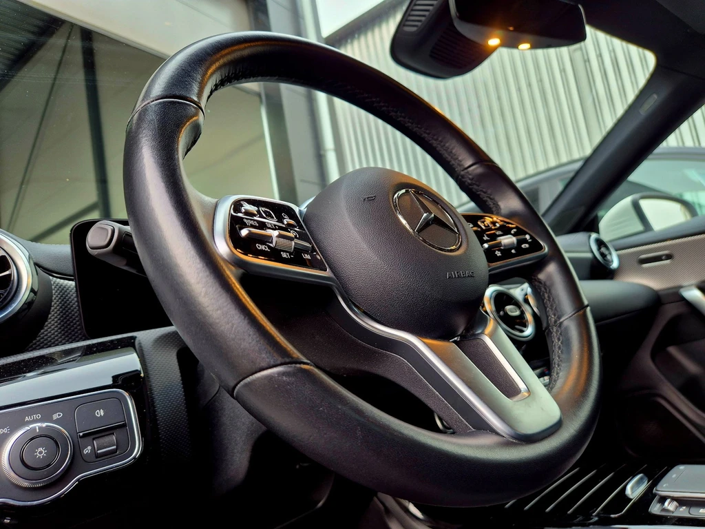 Mercedes-Benz CLA – foto 36