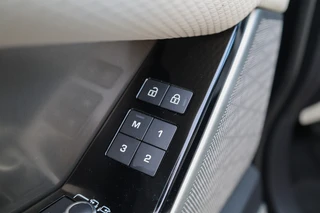 Land Rover Range Rover Velar – thumbnail 22