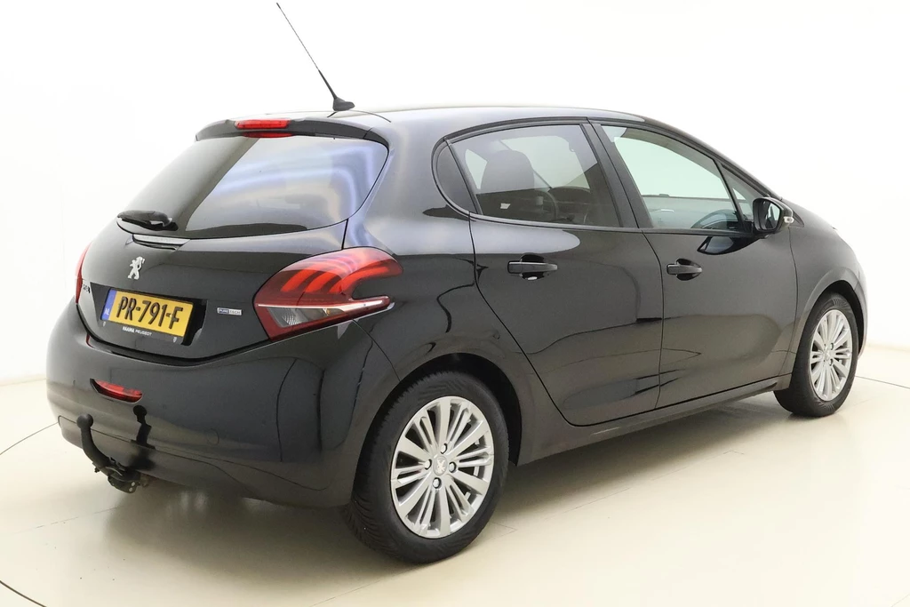 Peugeot 208 – foto 6