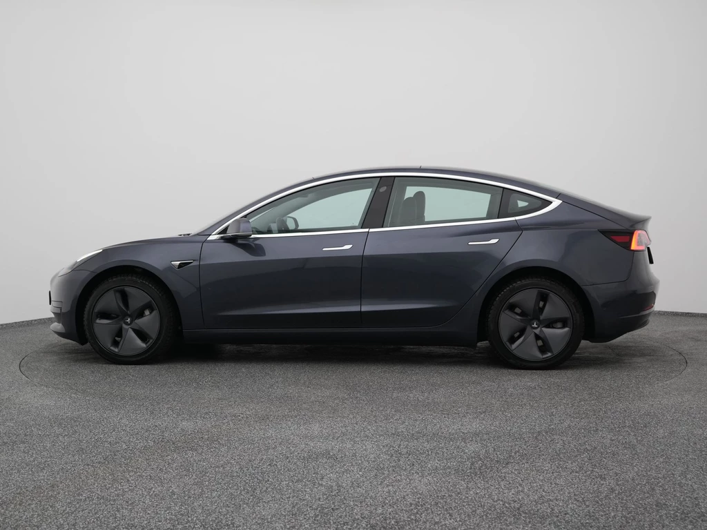 Tesla Model 3 – foto 3