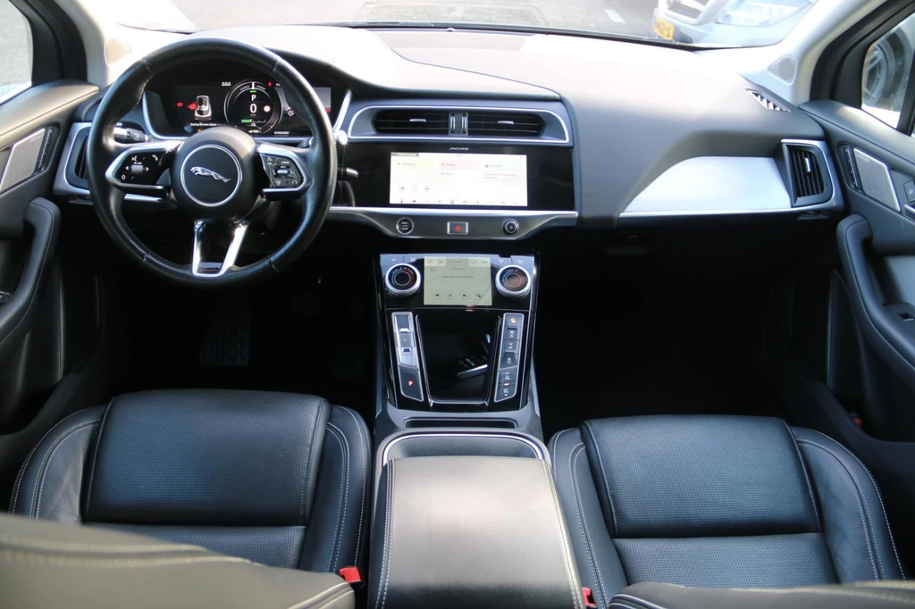 Jaguar I-PACE – foto 8