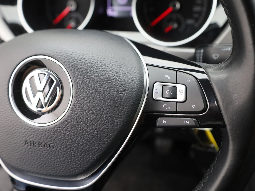 Volkswagen Touran – foto 35