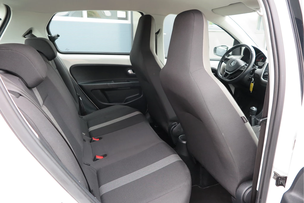 Volkswagen up! – foto 34