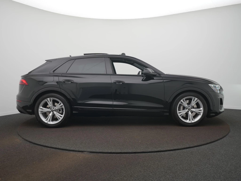 Audi Q8 – foto 8