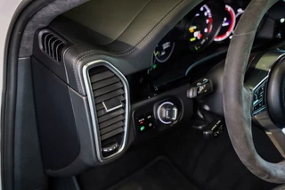 Porsche Cayenne – thumbnail 41