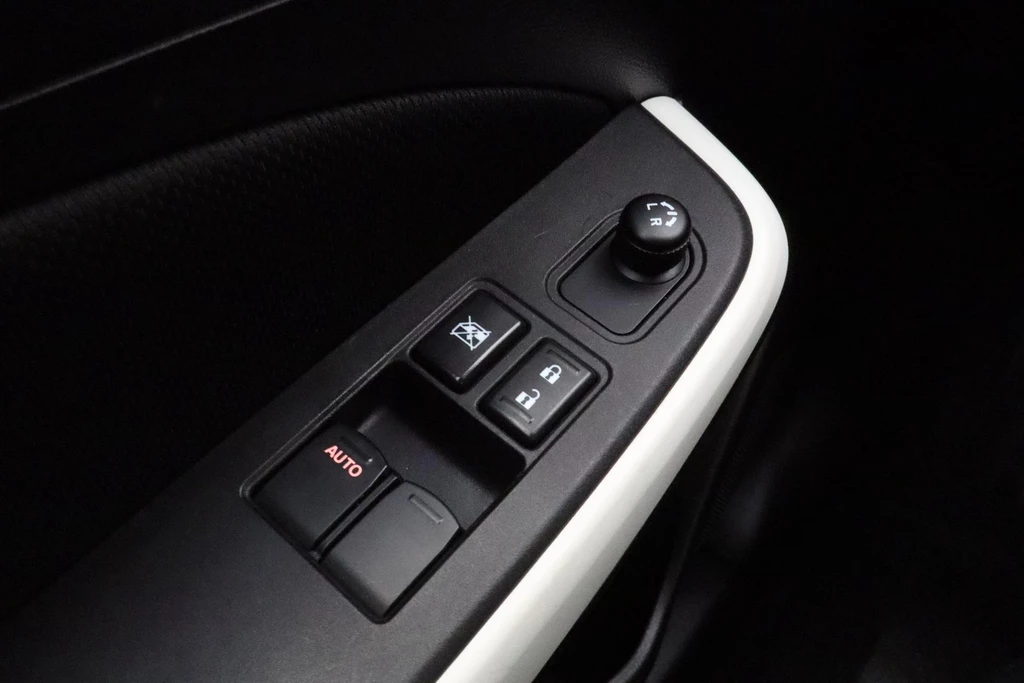 Suzuki Swift – foto 15
