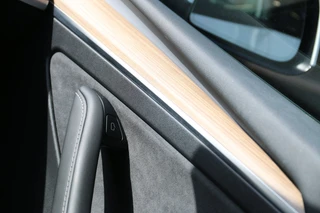 Tesla Model Y – thumbnail 18