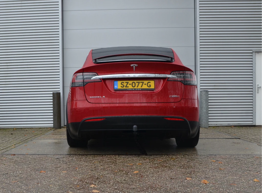 Tesla Model X – foto 4