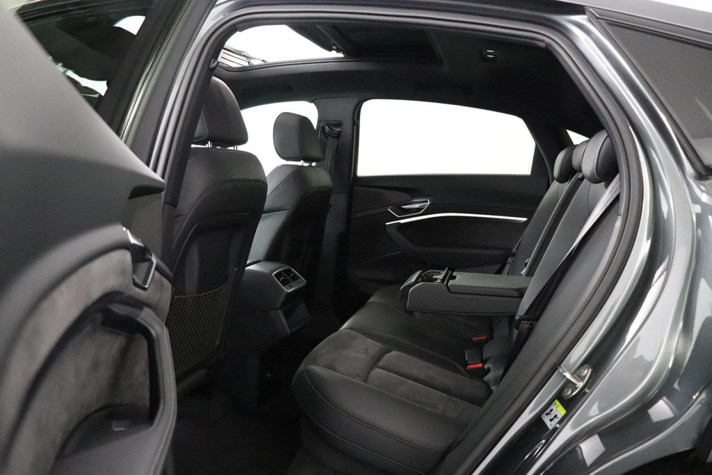 Audi e-tron – foto 16