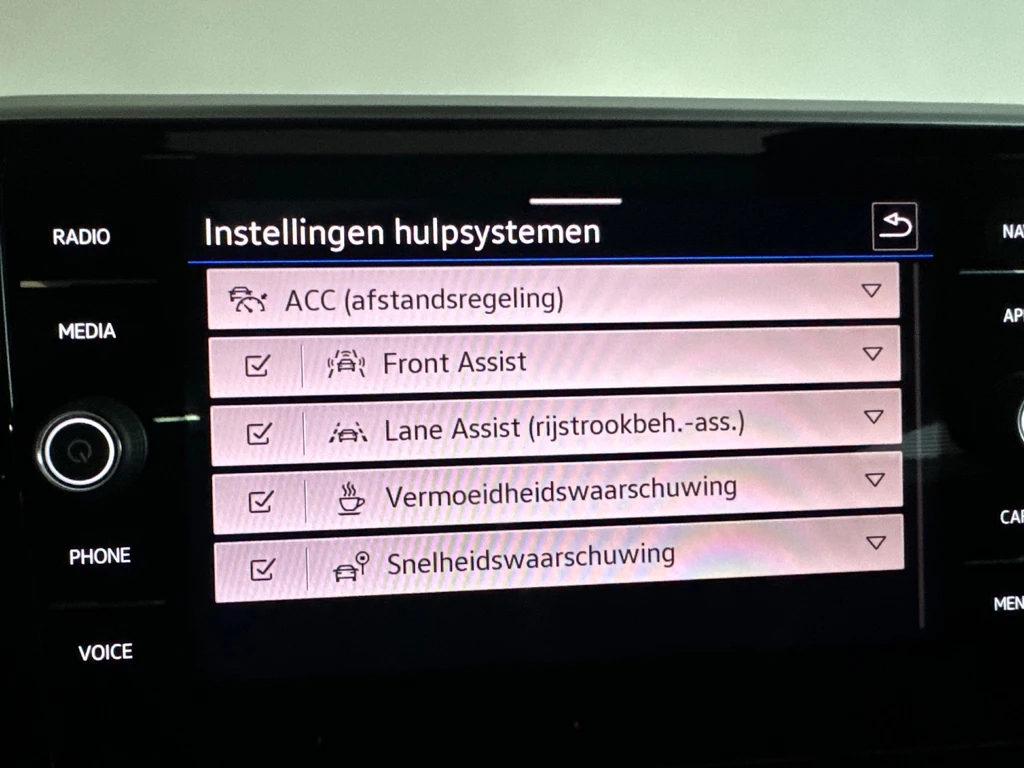 Volkswagen T-Roc – foto 23