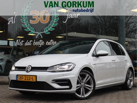 Volkswagen Golf 1.5 TSI Highline Pano / Navi / Elekramen / R-Line / Climate / Led Dealeronderhouden