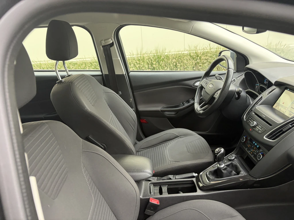 Ford Focus – foto 24