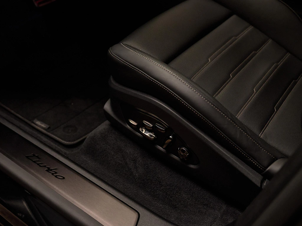Porsche Cayenne – foto 16