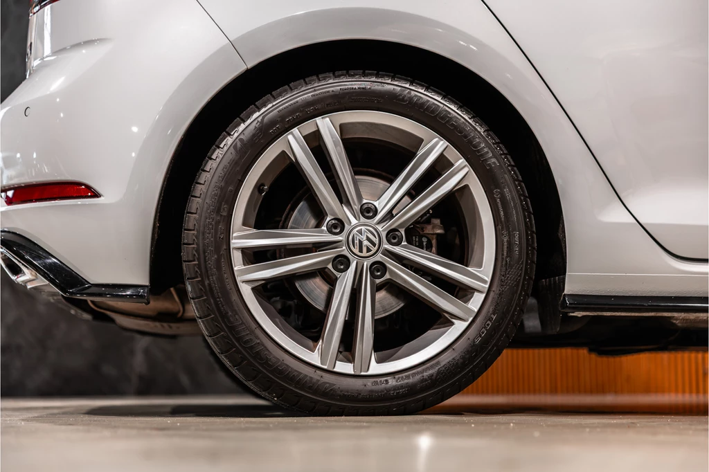 Volkswagen Golf – foto 47