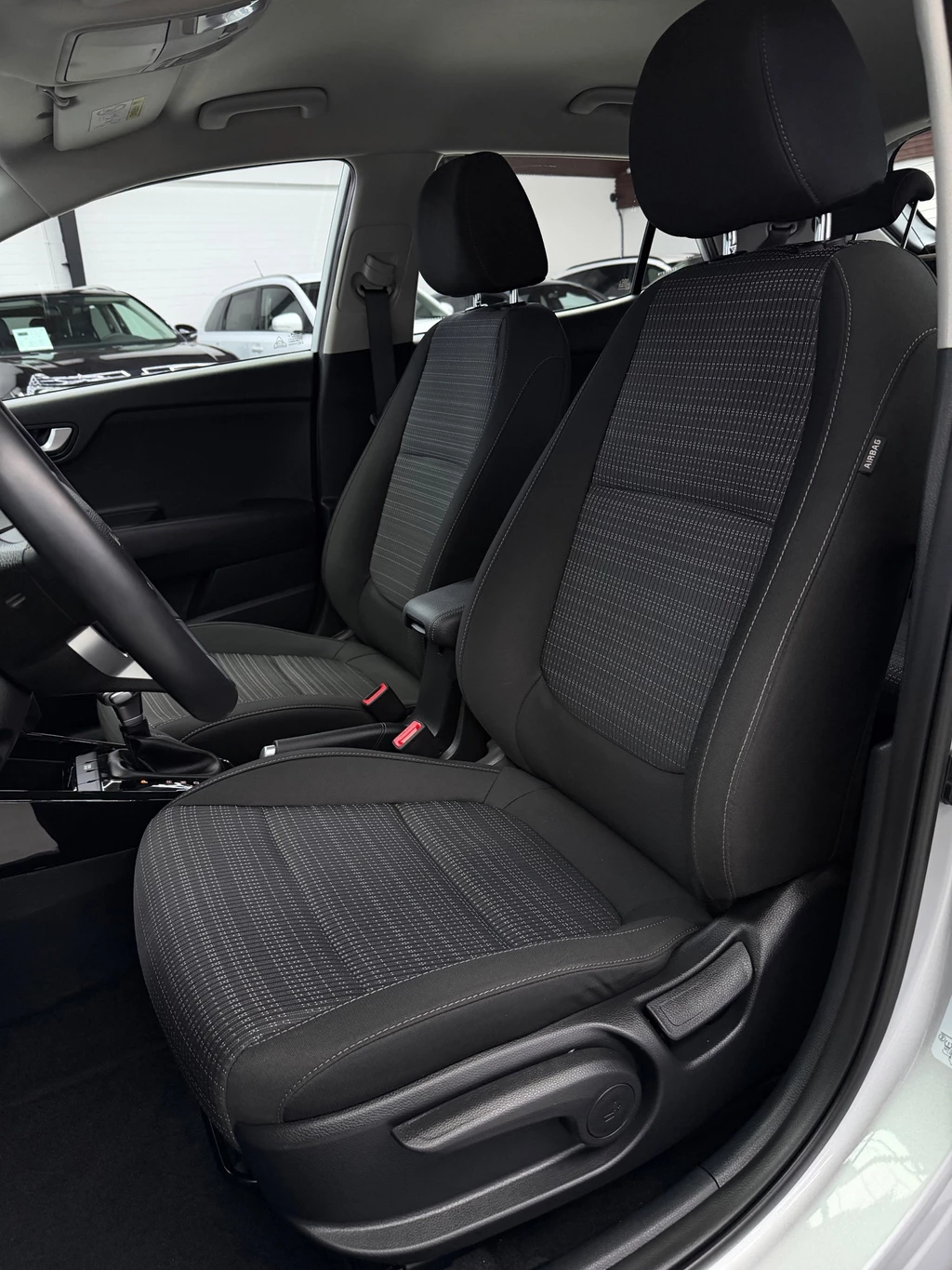 Kia Stonic – foto 12