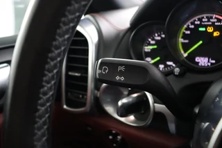 Porsche Cayenne – thumbnail 58