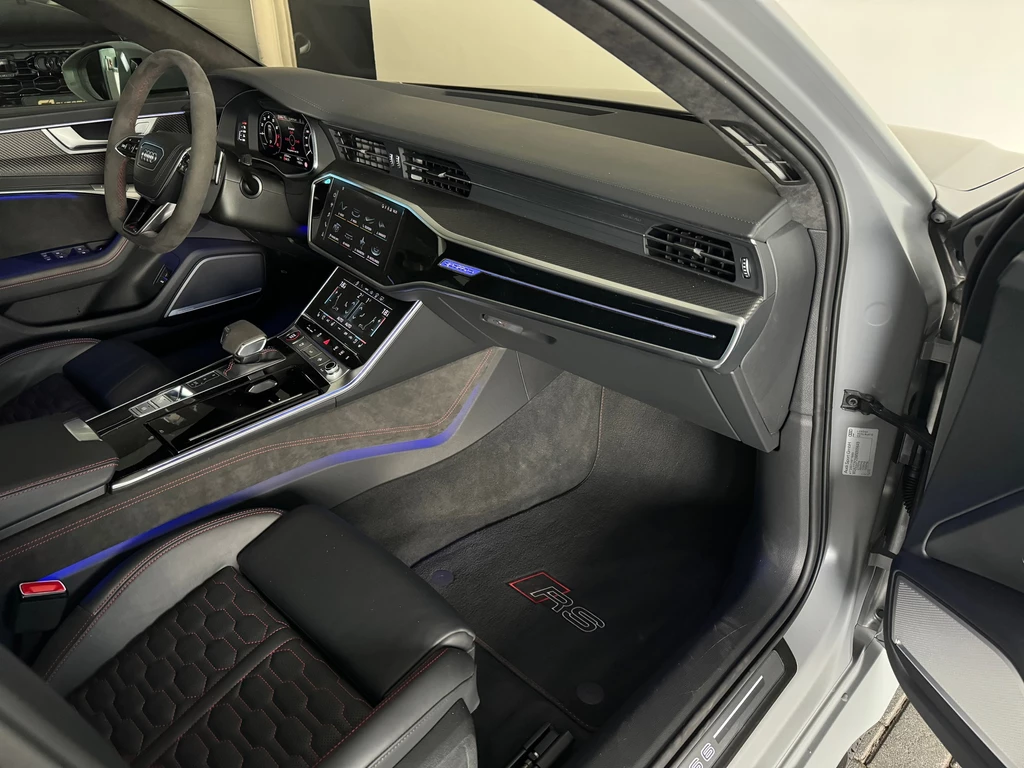Audi RS6 – foto 11