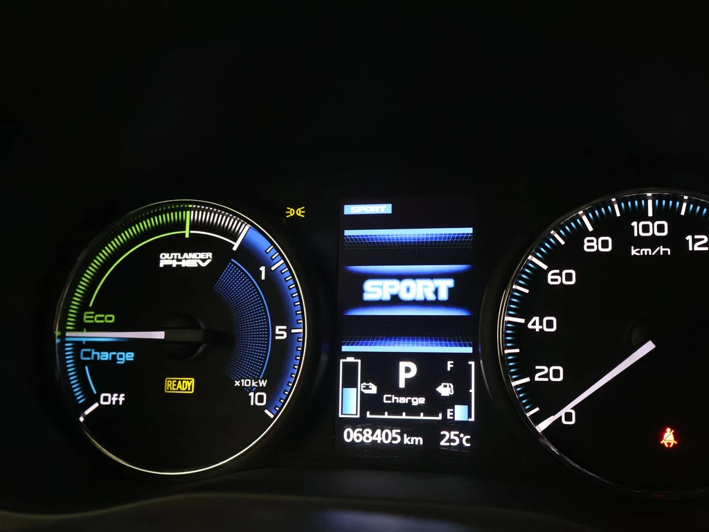 Mitsubishi Outlander – foto 43