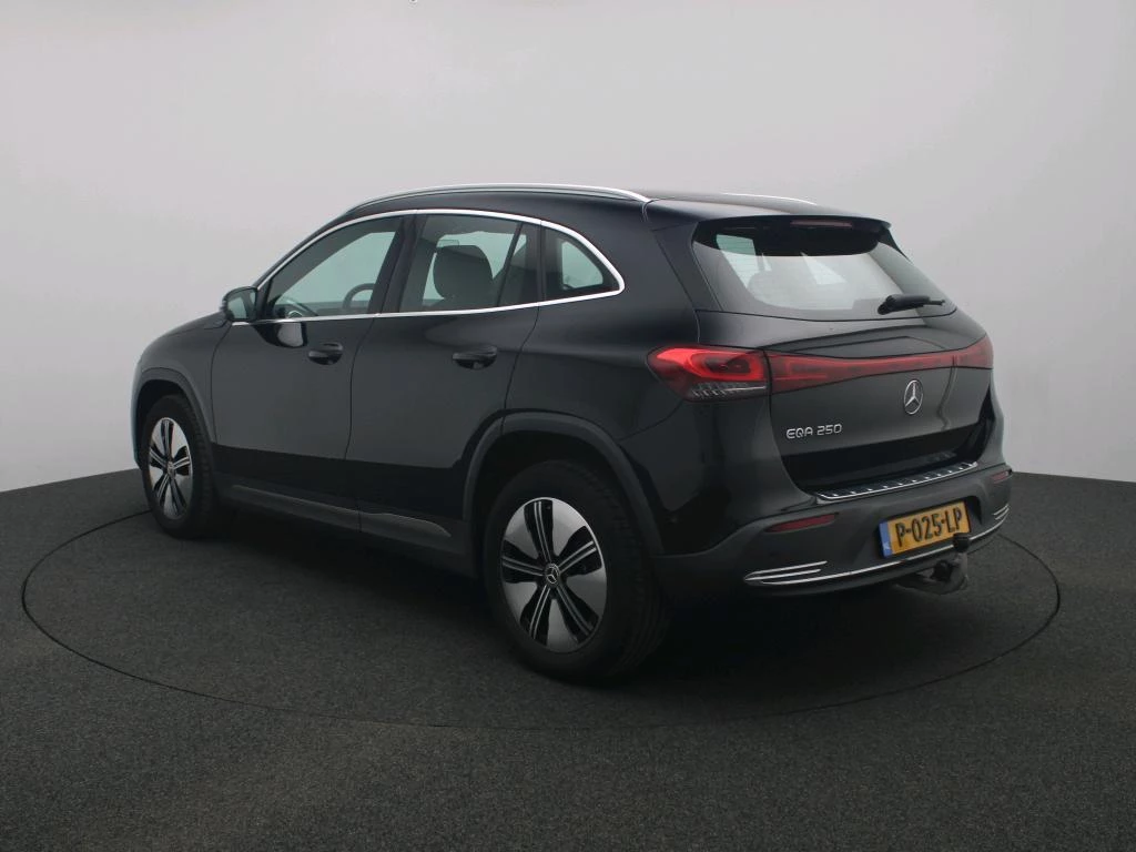 Mercedes-Benz EQA – foto 2