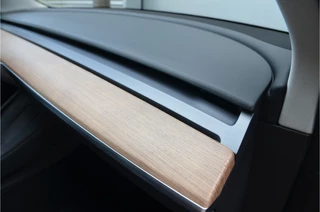Tesla Model 3 – thumbnail 28