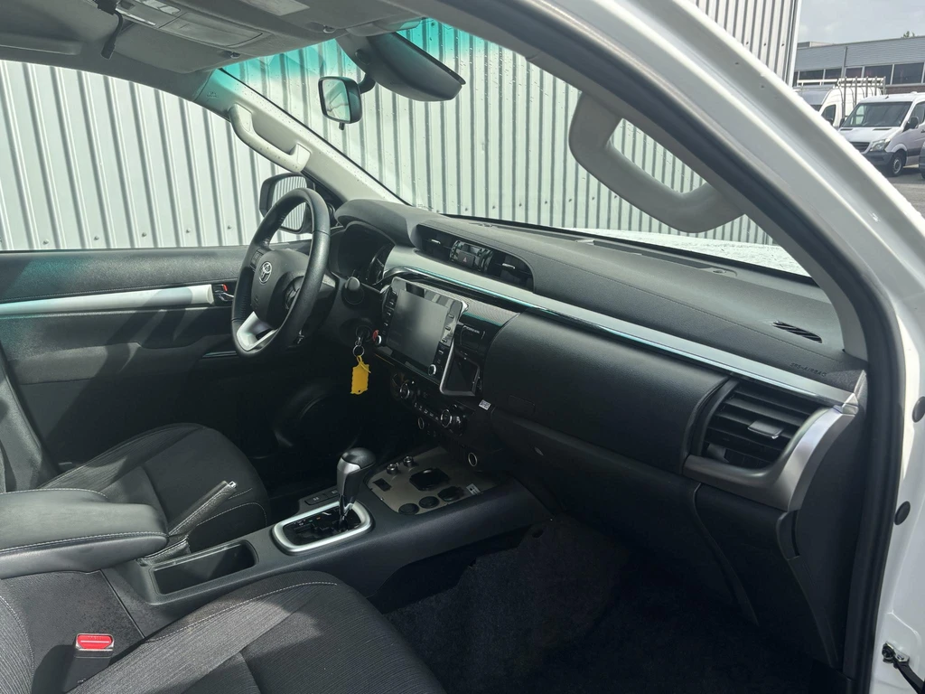 Toyota Hilux – foto 12
