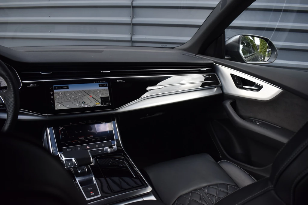 Audi Q8 – foto 38