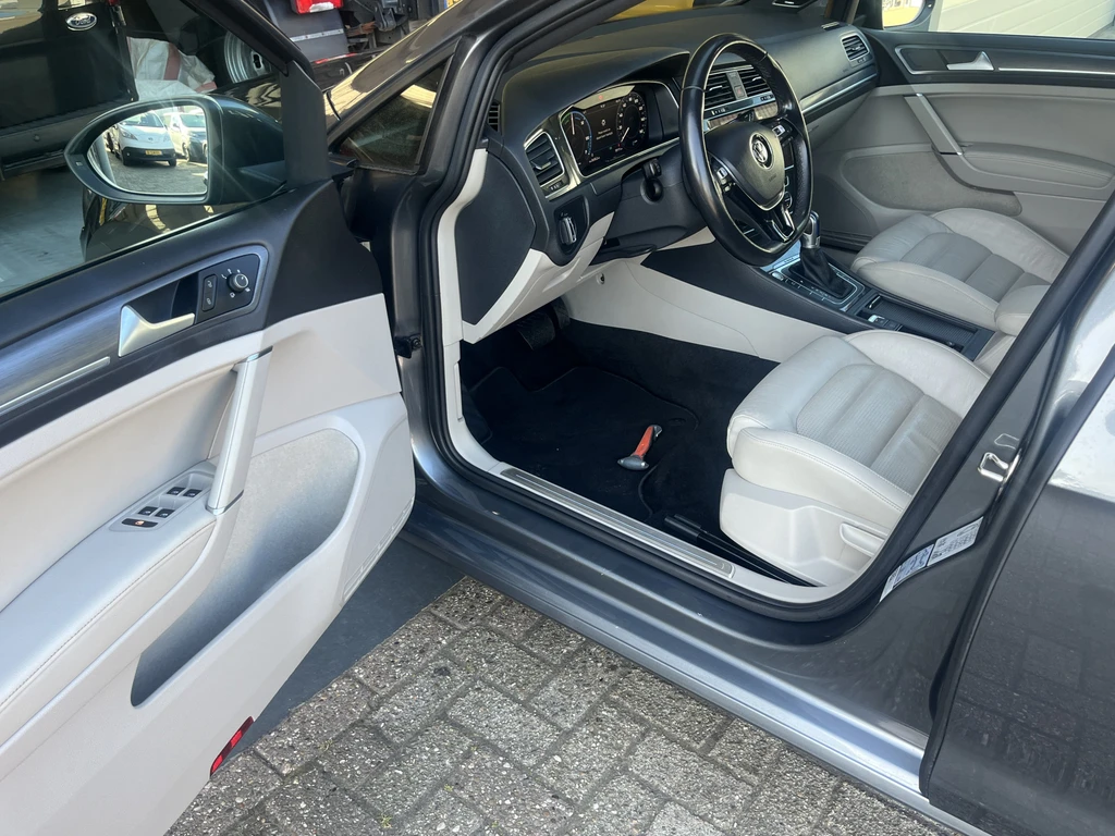 Volkswagen e-Golf – foto 14